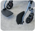 Lekki aluminiowy wózek inwalidzki Wheelie Light, z dużymi kołami 24, na wzmocnionej ramie, z hamulcami dla opiekuna i regulowanym_ś (3).webp