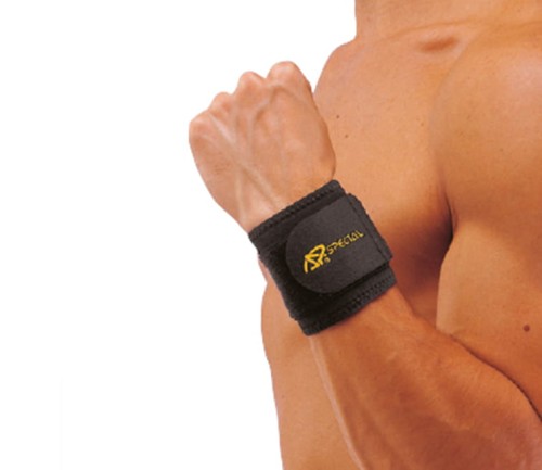 NEOPRENOWY STABILIZATOR NADGARSTKA Z TAŚMĄ DOCIĄGAJĄCĄ (CZARNY).jpg