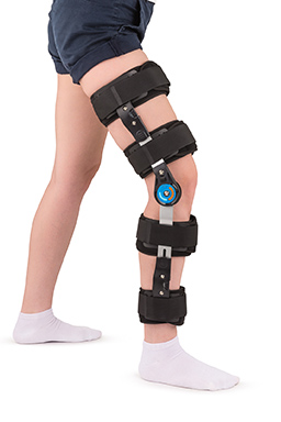 ORTEZA POOPERACYJNA STAWU KOLANOWEGO Z ZEGAREM 4 Bok PrawyCzarna.jpg